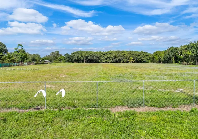 12th image of 304xx Sw 202nd Ave, Homestead, FL 33030 | MLS# A11782826