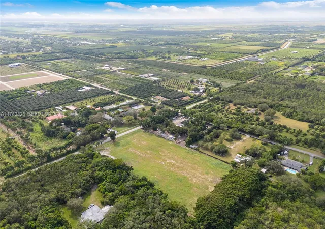 4th image of 304Xx Sw 202Nd Ave, Homestead, FL 33030 | MLS# A11782826