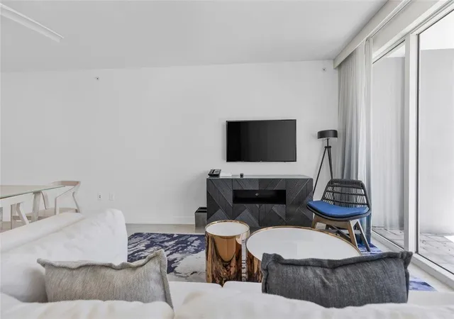 Homes for sale in Fort Lauderdale, FL | 3101 Bayshore Dr #501, Fort Lauderdale, FL 33304 | MLS# F10507584