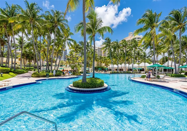 2nd image of 785 Crandon Blvd 705/805, Key Biscayne, FL 33149