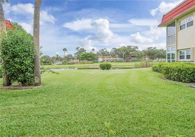 Homes for sale in Vero Beach, FL | 97 Spring Lake Drive, Vero Beach, FL 32962 | Houzeo