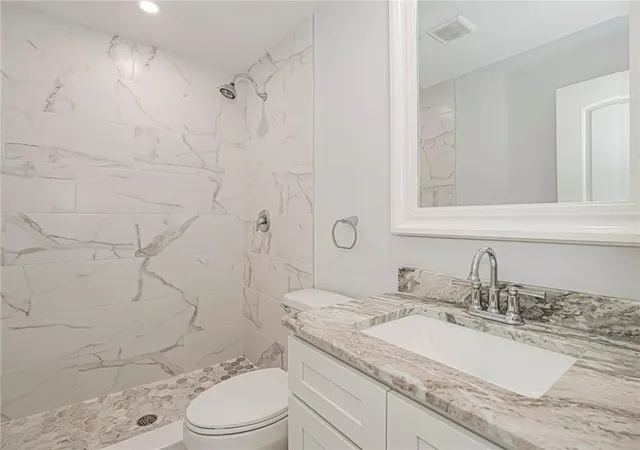 Homes for sale in Vero Beach, FL | 97 Spring Lake Dr #104, Vero Beach, FL 32962 | MLS# R11097281