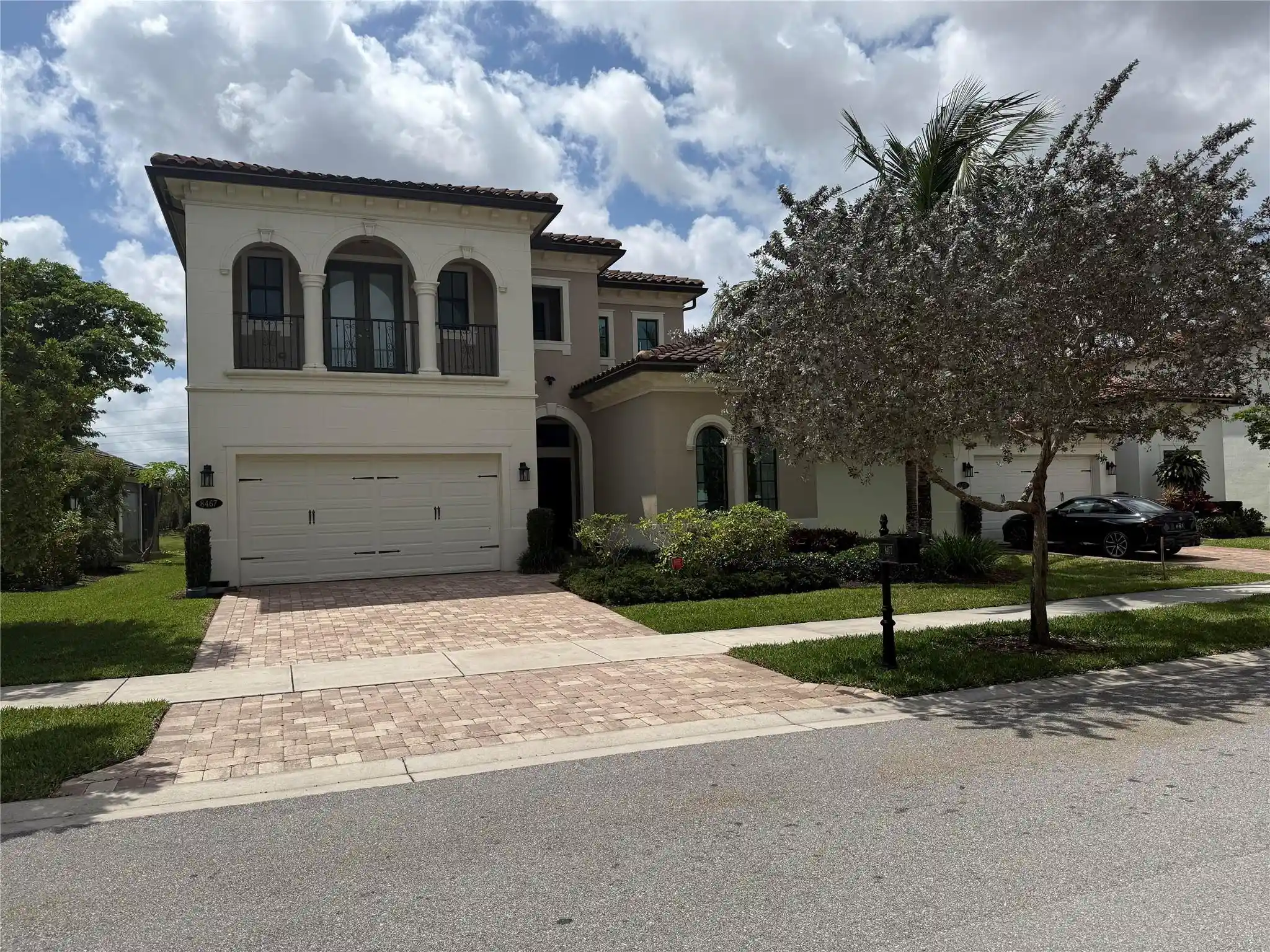 Photo 1 of Single family home for sale at 8467 Grand Prix Ln, Boynton Beach, FL 33472 | MLS# F10507665 | Listing updated on 2026-09-23