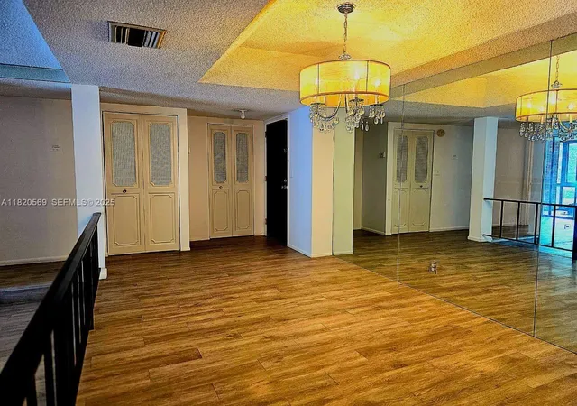 2nd image of 3730 Inverrary Dr #H1V, Lauderhill, FL 33319 | MLS# A11820569