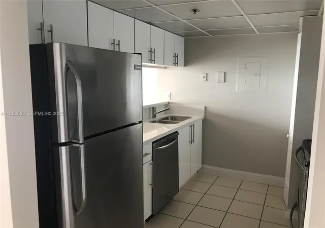 1st image of 7601 E Treasure Dr #2114, North Bay Village, FL 33141 | MLS# A11822632