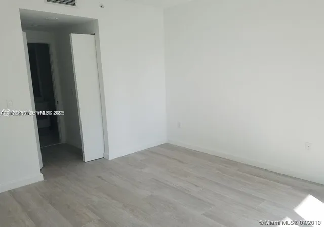 3rd image of 55 Sw 9Th St #1805, Miami, FL 33130 | MLS# A11726655