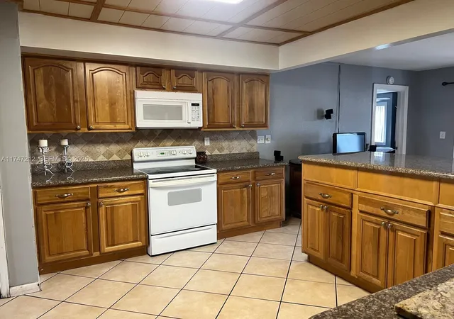 1st image of 3057 Coral Springs Dr #102, Coral Springs, FL 33065 | MLS# A11747212