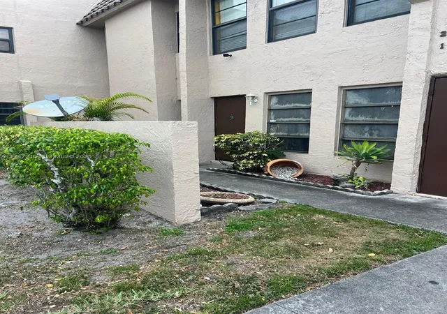 26th image of 3057 Coral Springs Dr #102, Coral Springs, FL 33065 | MLS# A11747212
