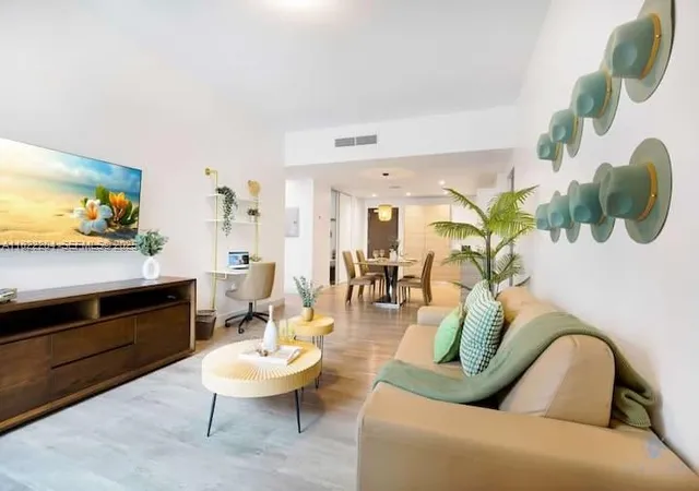 2nd image of 777 N Ocean Dr #N521, Hollywood, FL 33019 | MLS# A11822204