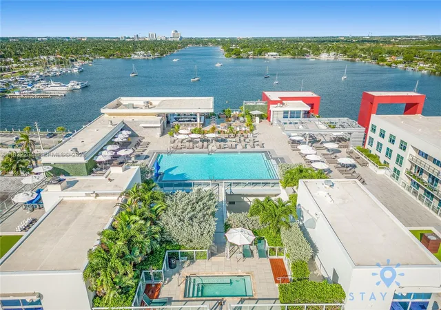 2nd image of 777 N Ocean Dr, Hollywood, FL 33019