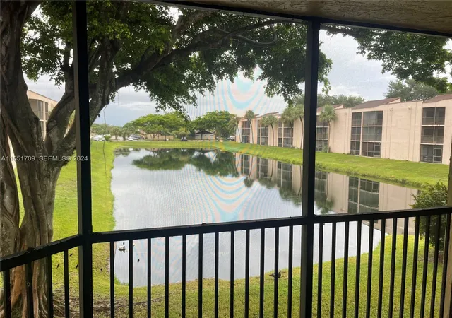 Homes for sale in Miramar, FL | 3252 Foxcroft Rd 206 #206, Miramar, FL 33025 | MLS# A11651709