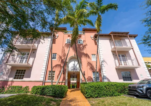 2nd image of 29 Santillane Ave #7, Coral Gables, FL 33134 | MLS# A11750676