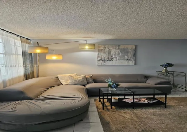 2nd image of 251 174Th St #2111, Sunny Isles Beach, FL 33160 | MLS# A11820554