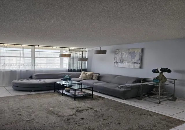 4th image of 251 174Th St #2111, Sunny Isles Beach, FL 33160 | MLS# A11820554