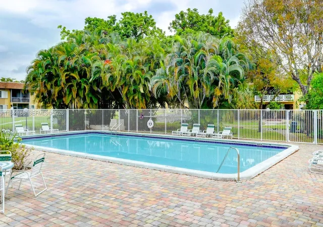 3rd image of 5160 SW 40th Ave, Dania Beach, FL 33314