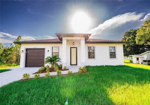 Homes for sale in Lehigh Acres, FL | 919 Glenn Ave, Lehigh Acres, FL 33972 | MLS# A11845205