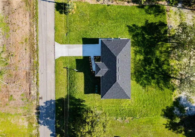 Homes for sale in Lehigh Acres, FL | 919 Glenn Ave, Lehigh Acres, FL 33972 | MLS# A11845205