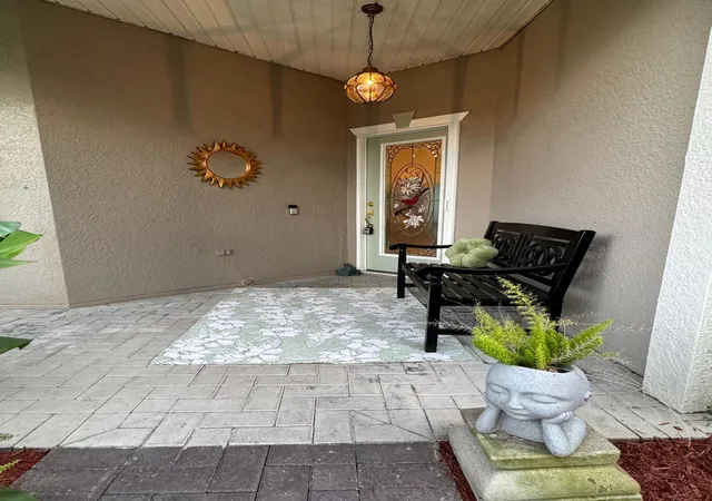 2nd image of 176 Cape Florida Dr, Kissimmee, FL 34759 | MLS# R11110545