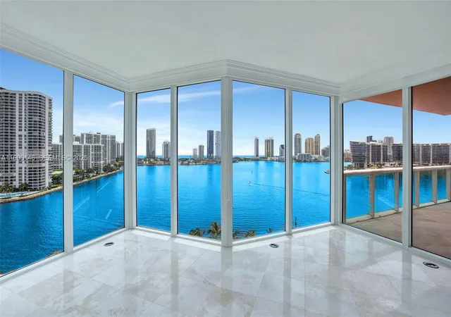5th image of 3370 Hidden Bay Dr #1208, Aventura, FL 33180 | MLS# A11600146