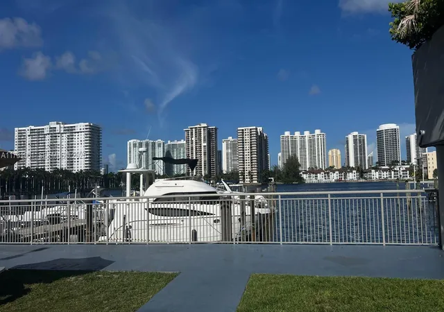 13th image of 18031 Biscayne Blvd #1103, Aventura, FL 33160 | MLS# A11731001
