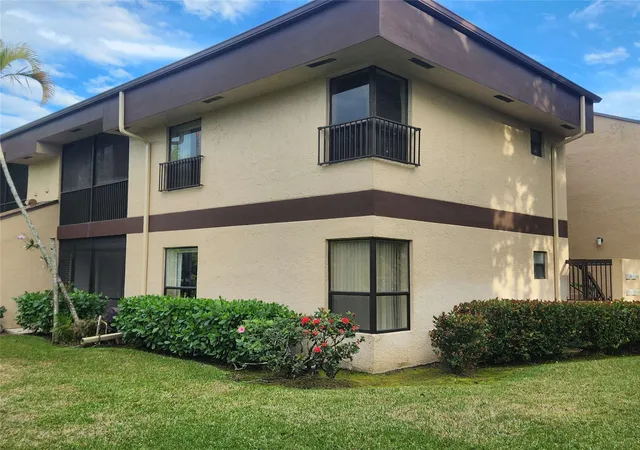 Condo for sale at 2664 Carambola Cirn #1748, Coconut Creek, FL 33066 | MLS# F10482939 | Listing updated on 2026-09-23