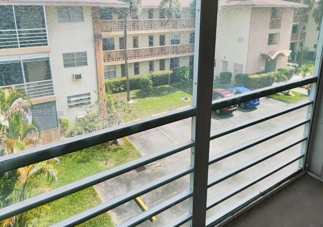 5th image of 17090 Ne 14Th Ave #314, North Miami Beach, FL 33162 | MLS# A11740676