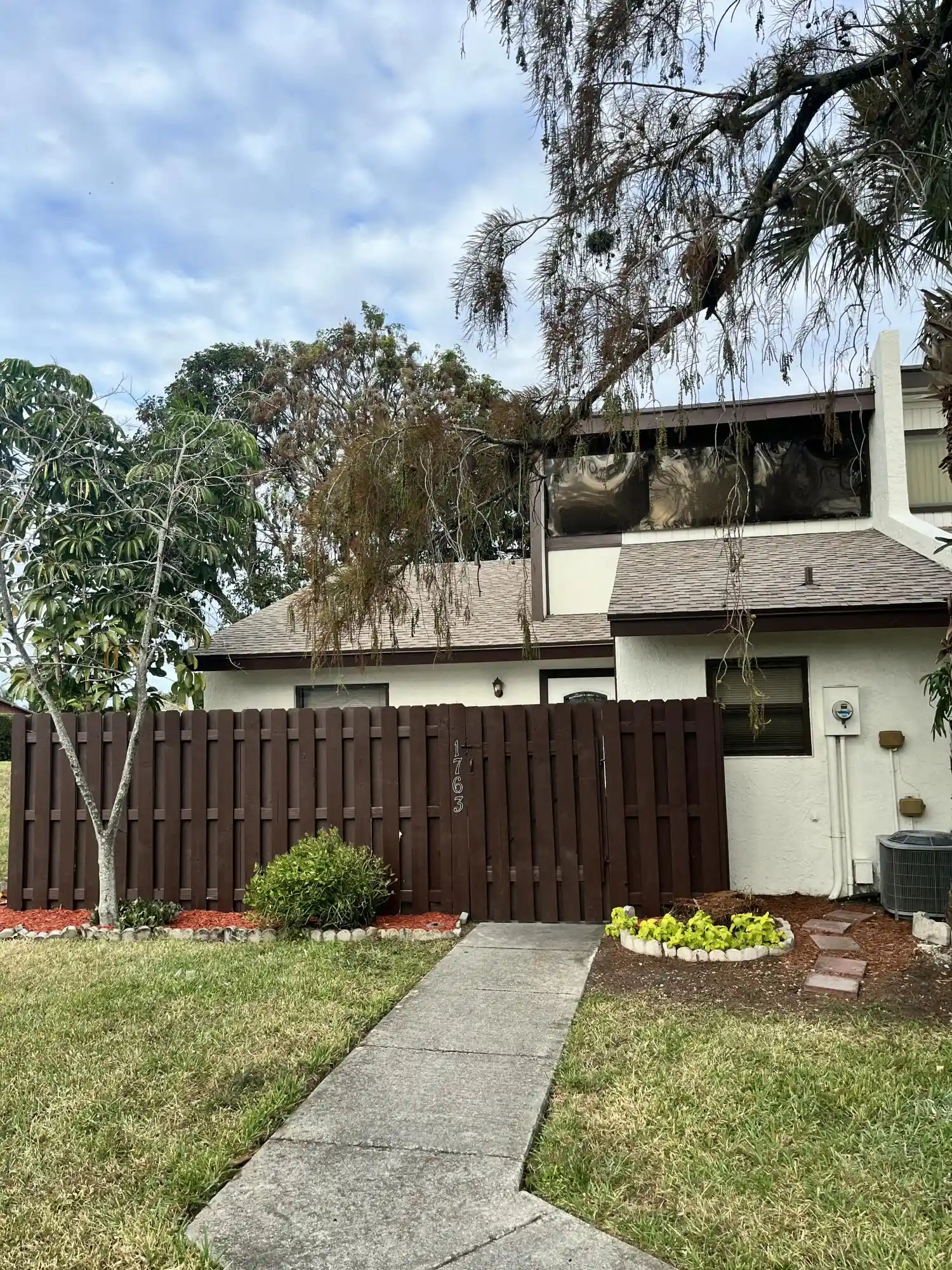 Photo 1 of Sale Pending at 1763 Abbey Rd, West Palm Beach, FL 33415 | MLS# R11041538 | Listing updated on 2026-10-30