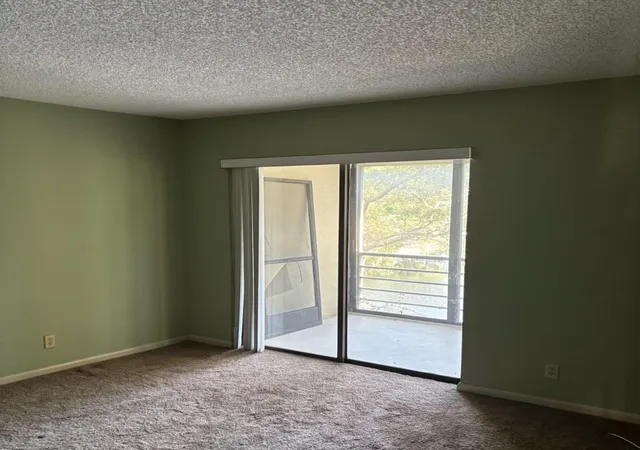 14th image of 2304 S Cypress Bend Dr #313, Pompano Beach, FL 33069 | MLS# F10490950