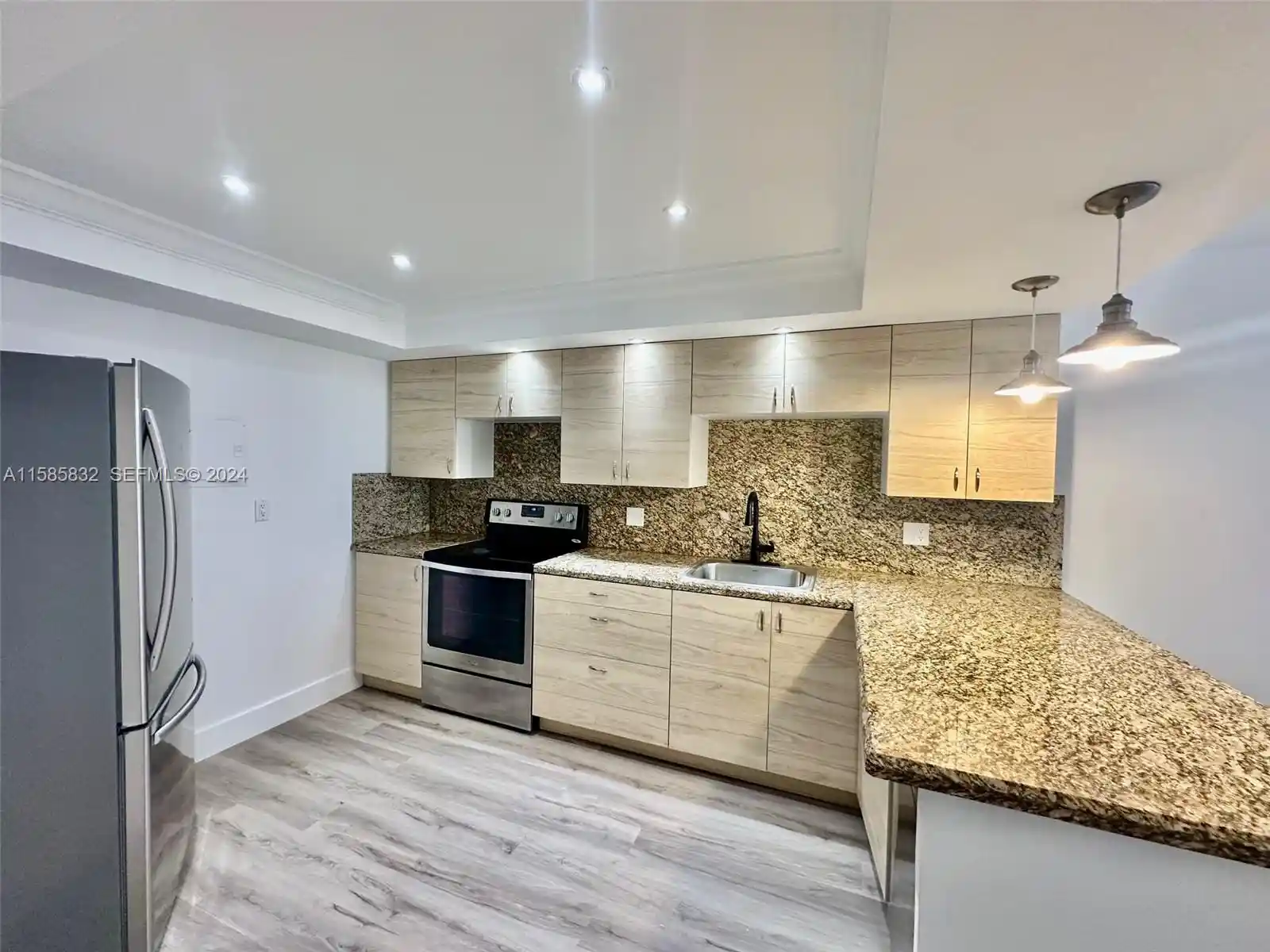 Photo 1 of Condo for sale at 1301 Ne Miami Gardens Dr #521 W, Miami, FL 33179 | MLS# A11585832 | Listing updated on 2026-09-23