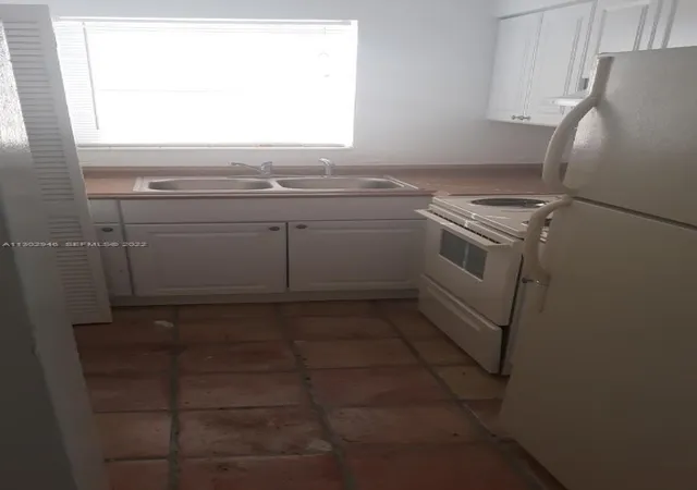 2nd image of 6520 Winfield Blvd #103, Margate, FL 33063 | MLS# A11302946