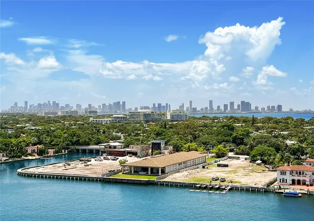 2nd image of 5151 Collins Ave #1523, Miami Beach, FL 33140 | MLS# A11427969