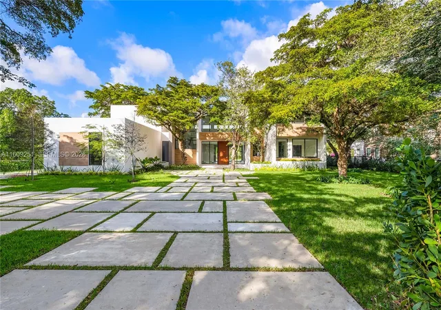 2nd image of 6675 Sw 96th St, Pinecrest, FL 33156 | MLS# A11609251