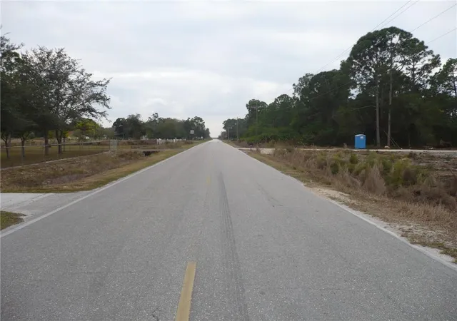 2nd image of 320 G Rd, Labelle, FL 33935 | MLS# F10214889