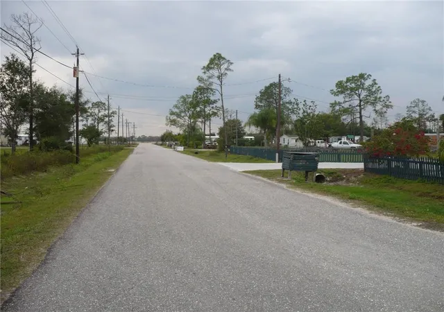 8th image of 320 G Rd, Labelle, FL 33935 | MLS# F10214889