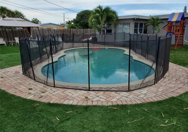 5th image of 811 S Broadway, Lantana, FL 33462 | MLS# F10447621