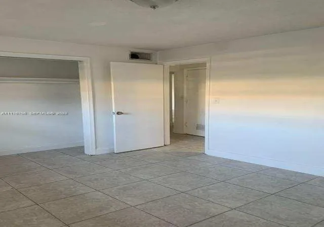 5th image of 5900 Nw 17Th Pl #109, Sunrise, FL 33313 | MLS# A11176756