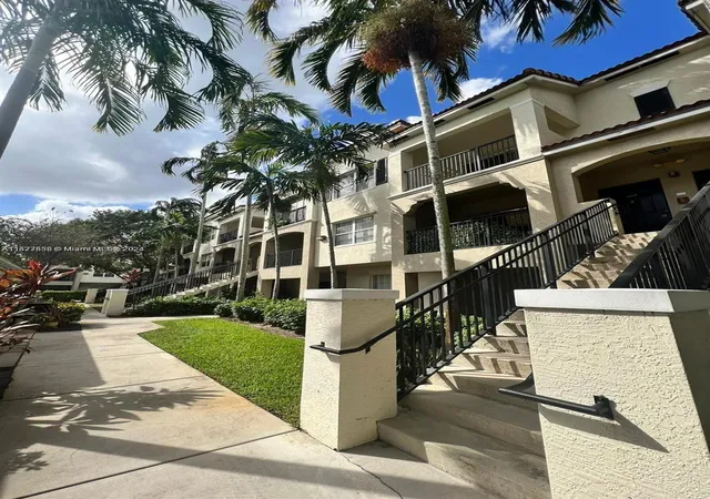 2nd image of 5940 W Sample Rd #304, Coral Springs, FL 33067 | MLS# A11523556