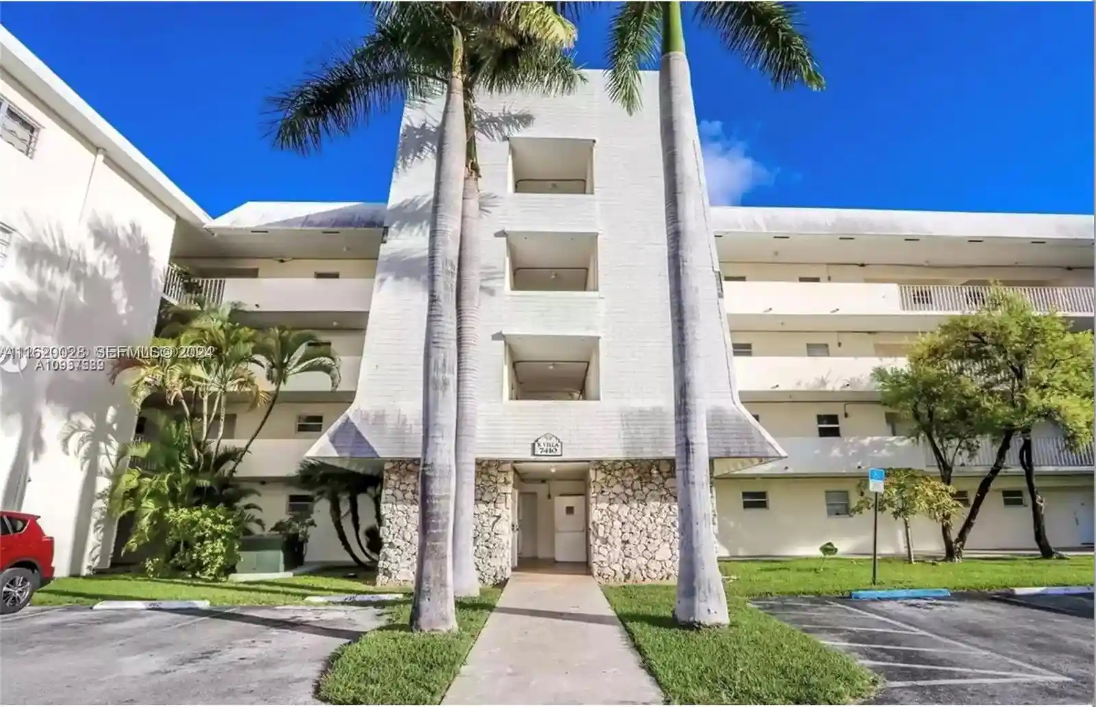 Listing Photo 1 - Condo for sale in 7410 Sw 82Nd St located at 7410 Sw 82Nd St, Miami, FL 33143 - Unit #K211