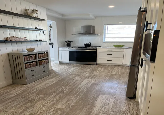 Photo 1 of Condo for sale at 18081 Se Country Clb Dr #293, Jupiter, FL 33469 | MLS# R11084588 | Listing updated on 2026-09-23