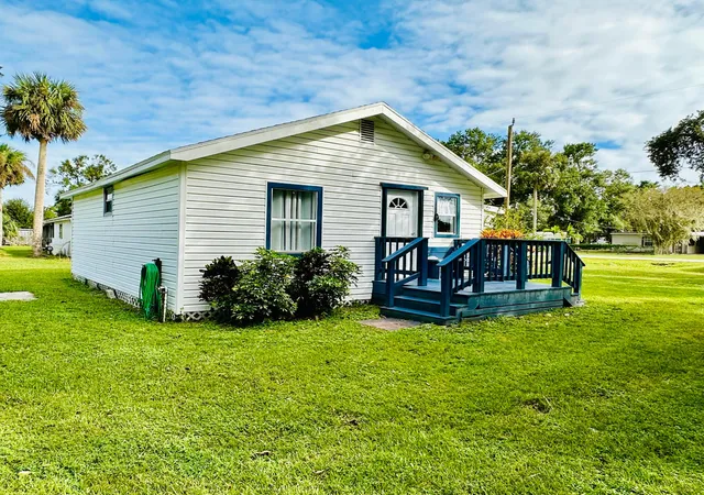 4th image of 1104 Sw 11Th St, Okeechobee, FL 34974 | MLS# R11030713