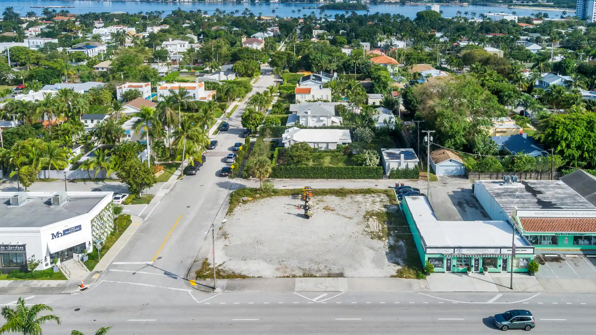 Photo 1 of Land for sale at 3500 S Dixie Hwy, West Palm Beach, FL 33405 | MLS# R10948594 | Listing updated on 2026-10-21