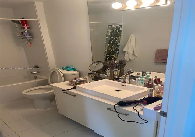 2nd image of 151 Se 1St St #PH05, Miami, FL 33131 | MLS# A11162061