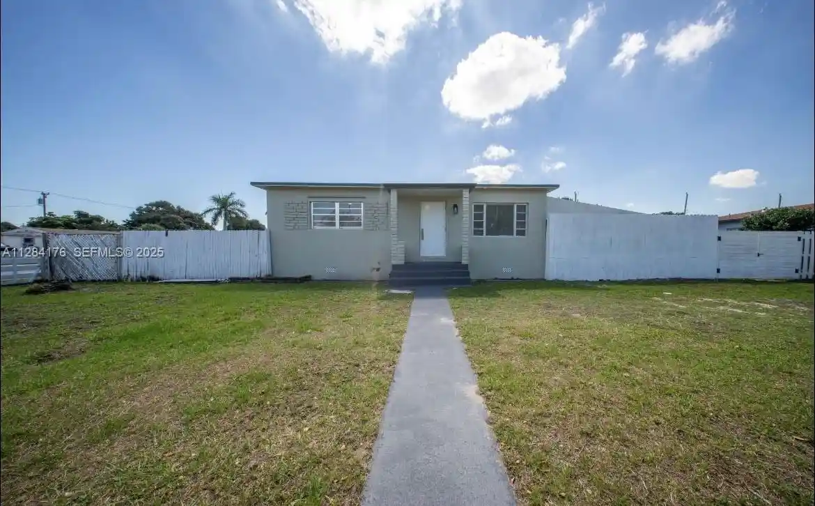 Single family home for sale at 782 E 37Th St, Hialeah, FL 33013 | MLS# A11284176