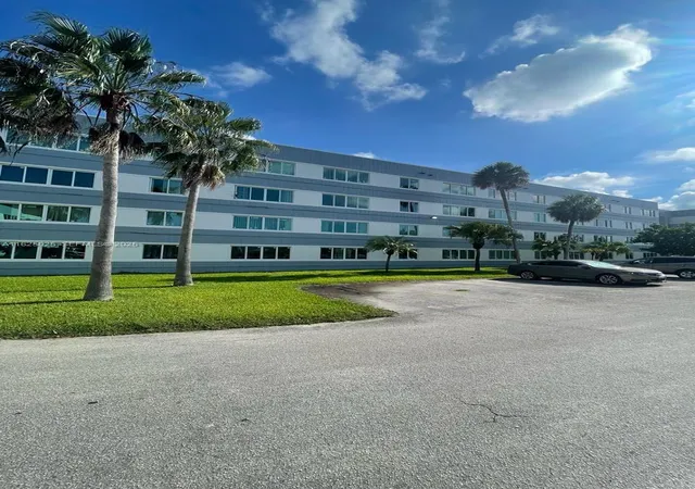 Homes for sale in Homestead, FL | 14840 Naranja Lakes Blvd #C4D, Homestead, FL 33032 | MLS# A11625025