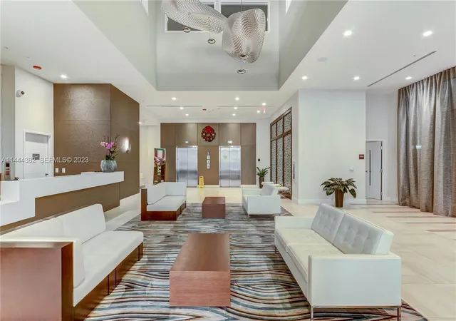 3rd image of 7825 Nw 107Th Ave #816, Doral, FL 33178 | MLS# A11444382
