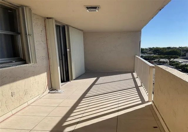 13th image of 4675 W 18th Ct #502, Hialeah, FL 33012 | MLS# A11581630