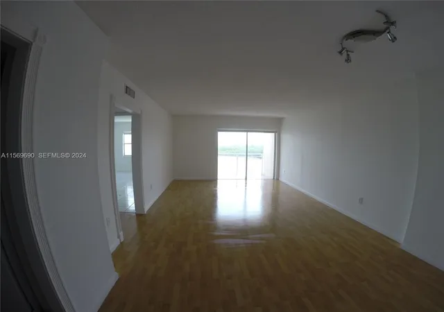 1st image of 400 Kings Point Dr #905, Sunny Isles Beach, FL 33160 | MLS# A11569690