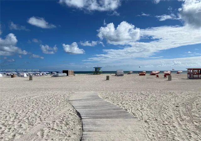 5th image of 100 Lincoln Rd #939, Miami Beach, FL 33139 | MLS# A11409655
