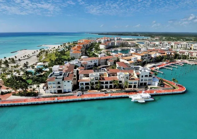 2nd image of Condominio Fundadores Marina Cap Cana #Penthouse, Avon Park, FL 33825 | MLS# A11342586