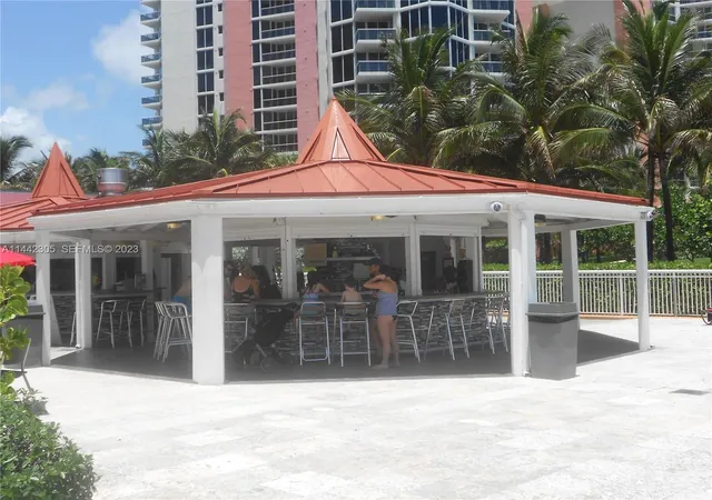 4th image of 19201 Collins Ave #637, Sunny Isles Beach, FL 33160 | MLS# A11442305